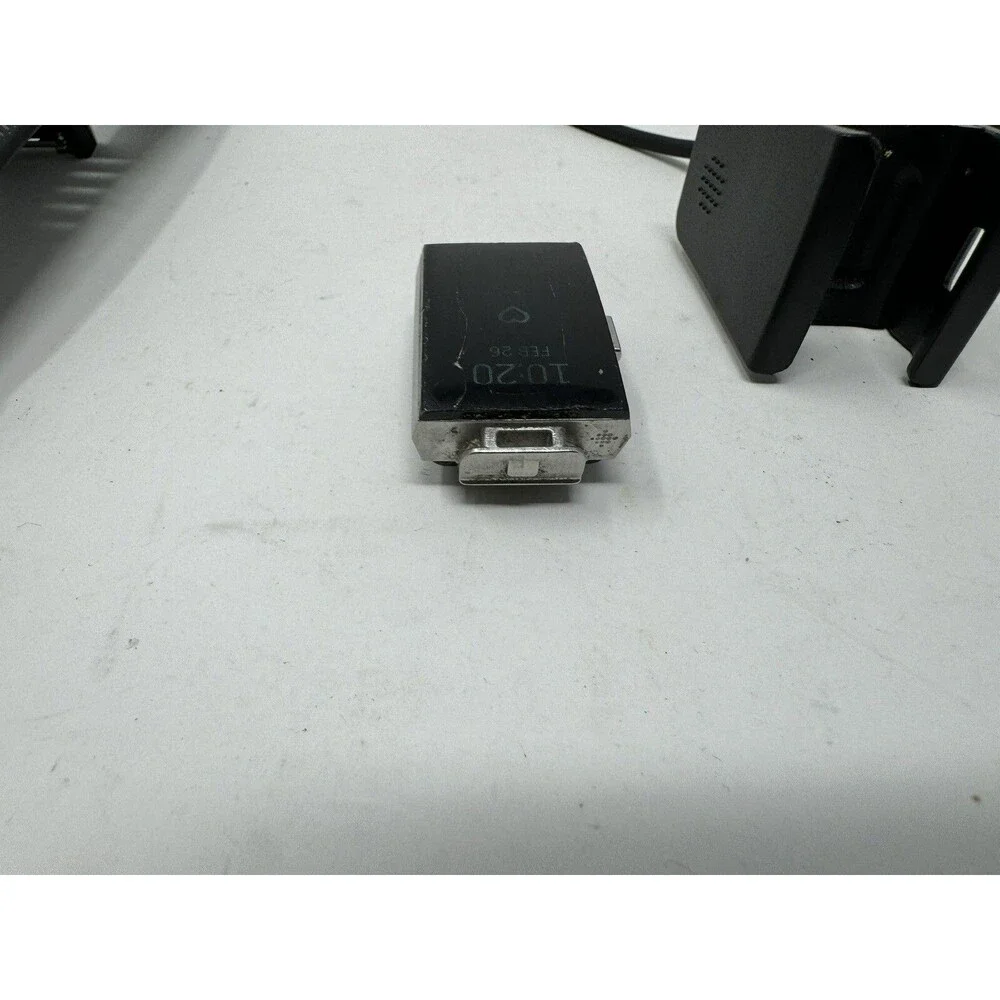 Fitbit Charge 2 Fitness with 2 wrist bands and charger (*Read*)